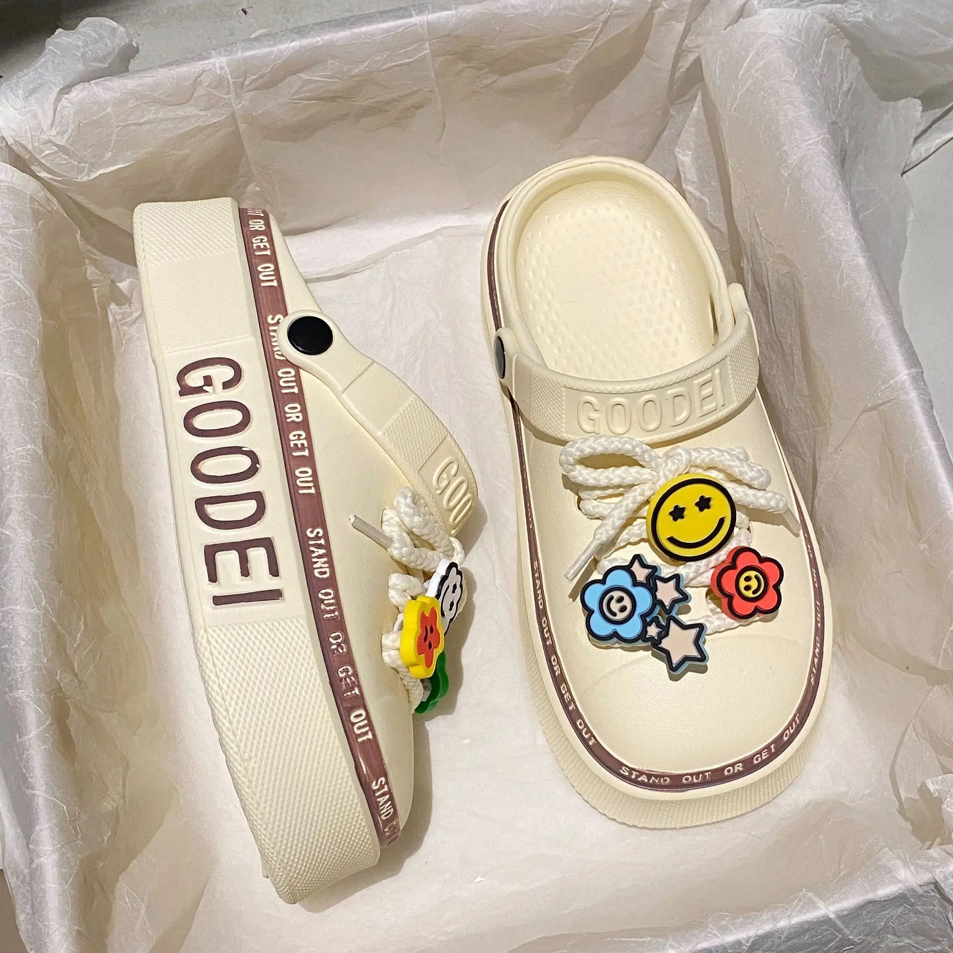 Elevate Style Clogs